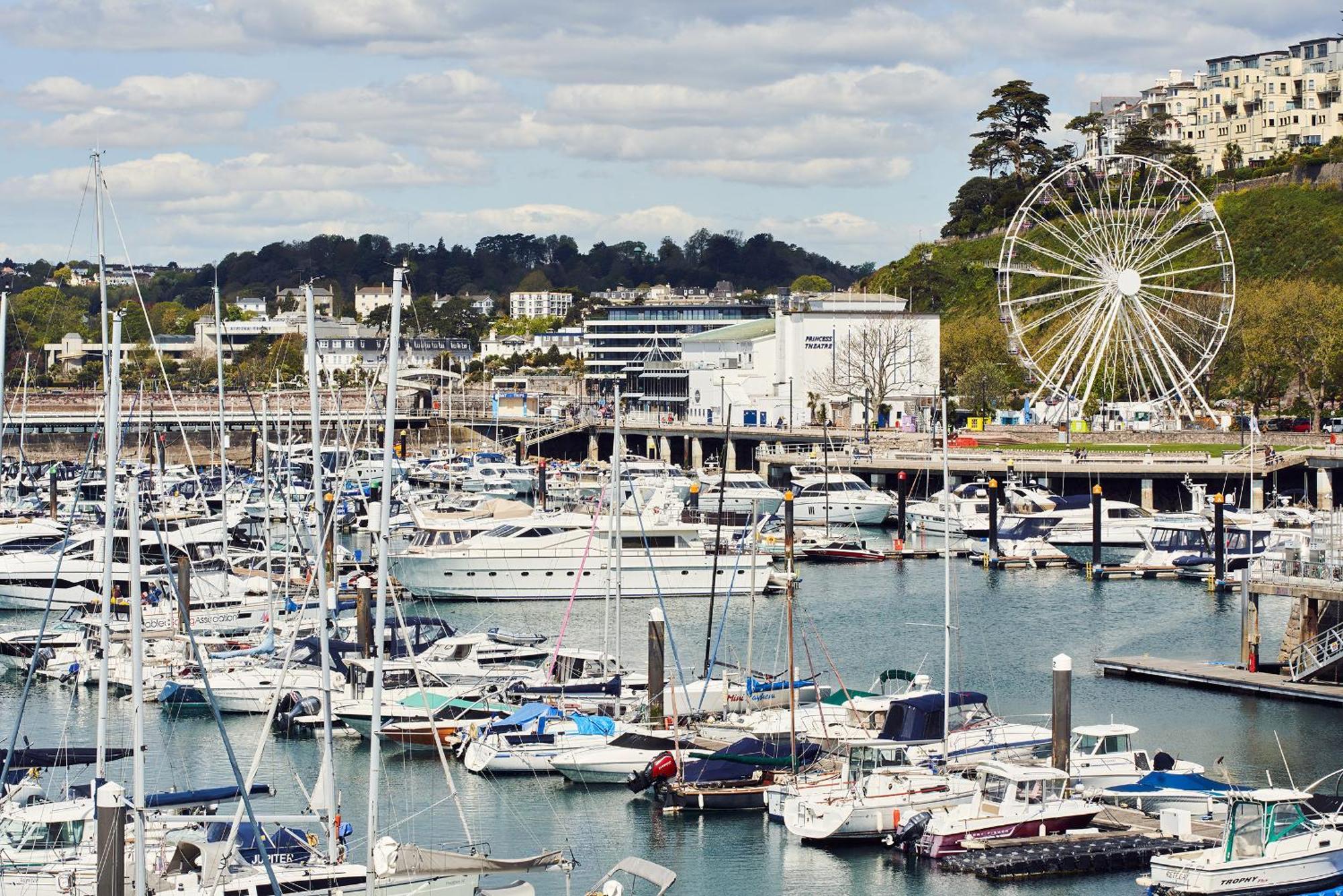 The Moorings - Stylish Duplex Apartment On Torquay Harbourside Exterior photo